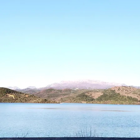 シャレー Cozy Lakefront - Myselim *
