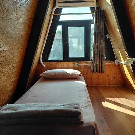 Alpstuga Cozy Lakefront - Myselim